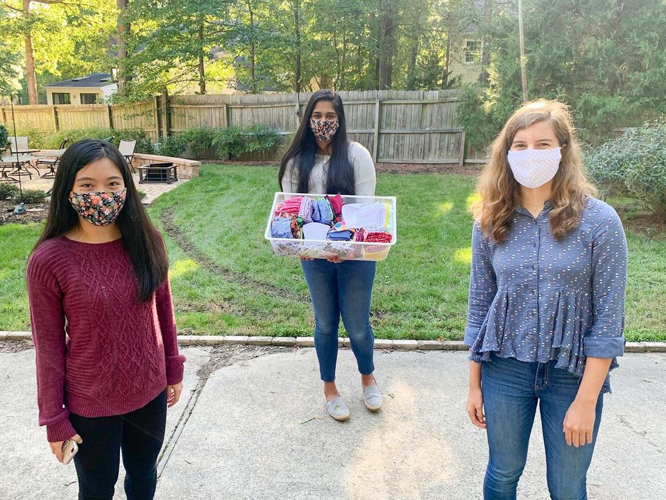 Teens start nonprofit to make masks